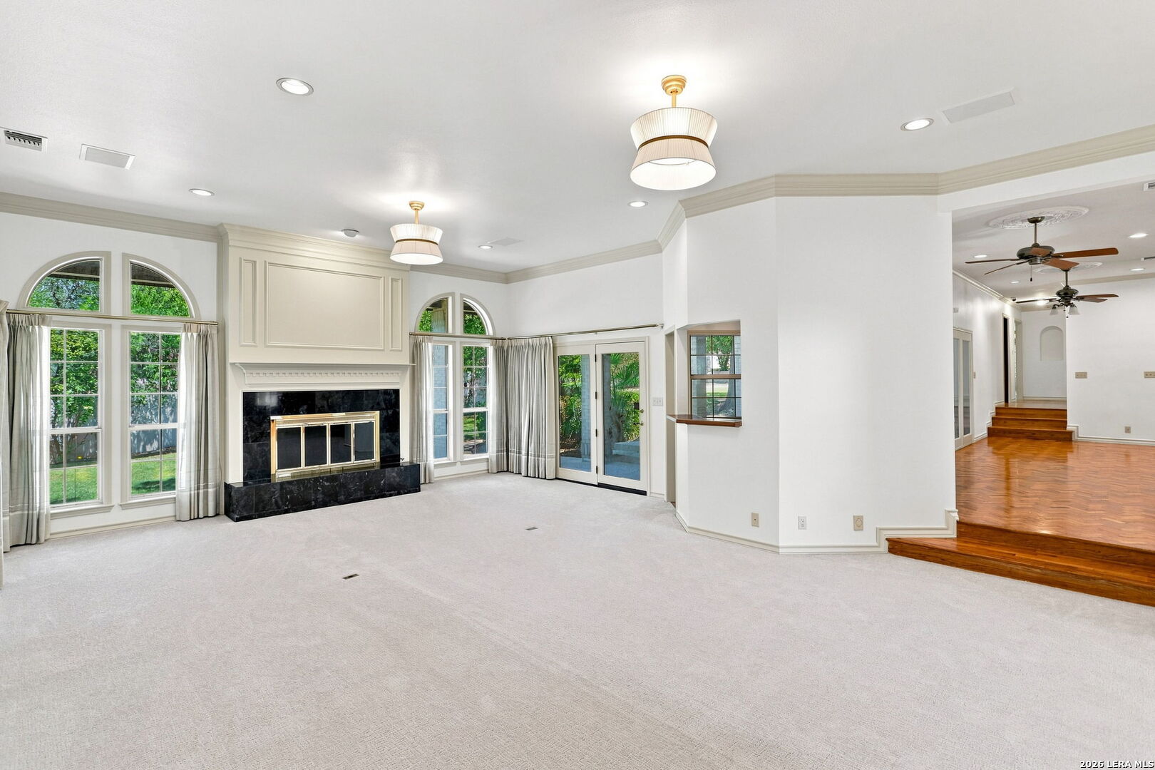 5 Sandhurst Lane San Antonio TX 78257