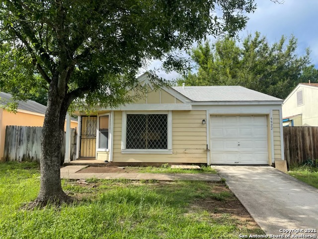 9922 Village Briar San Antonio TX 78250