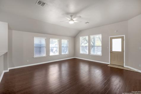 2714 Cascade Mist San Antonio TX 78261