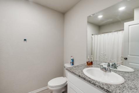 5730 Leisure Crescent Converse TX 78109