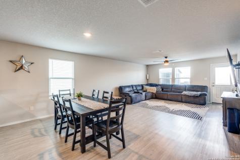 5730 Leisure Crescent Converse TX 78109