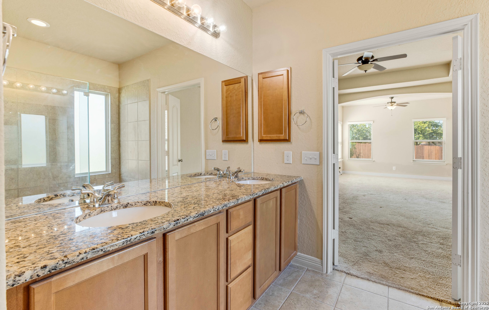 1011 Ranch Falls San Antonio TX 78245