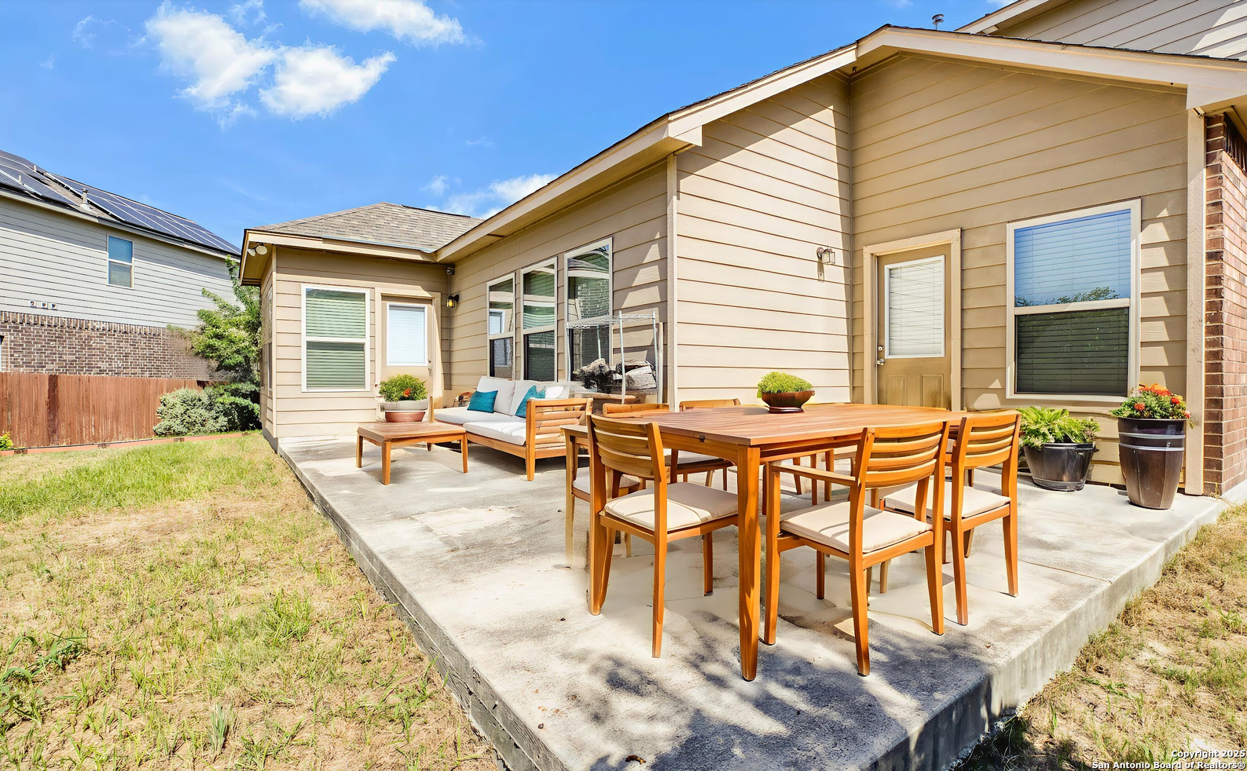 1011 Ranch Falls San Antonio TX 78245
