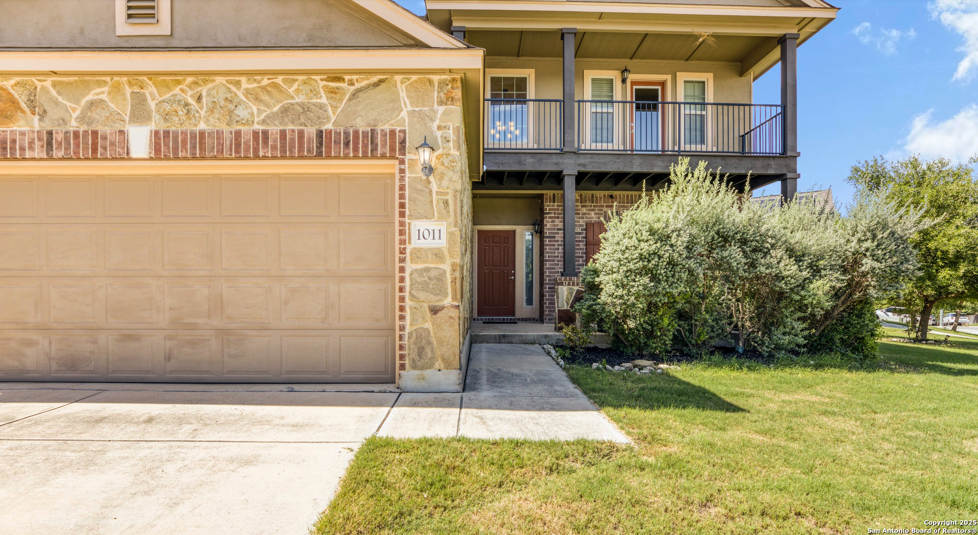1011 Ranch Falls San Antonio TX 78245