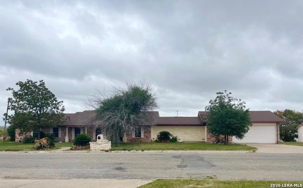 303 N Broadview Street Del Rio TX 78840