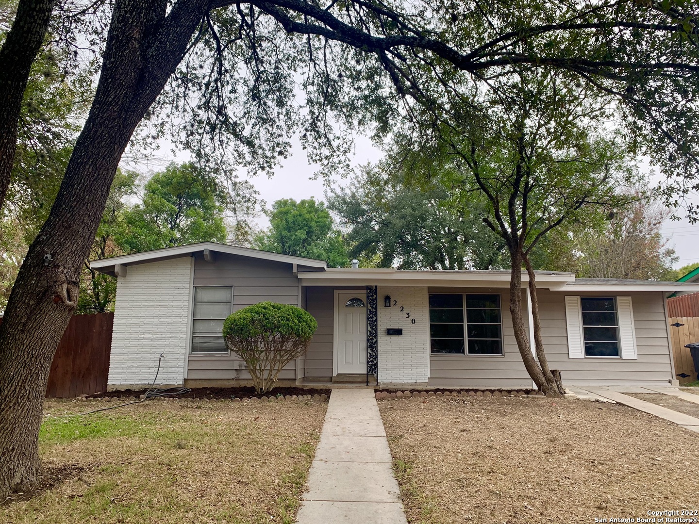 2230 Spicewood San Antonio TX 78213