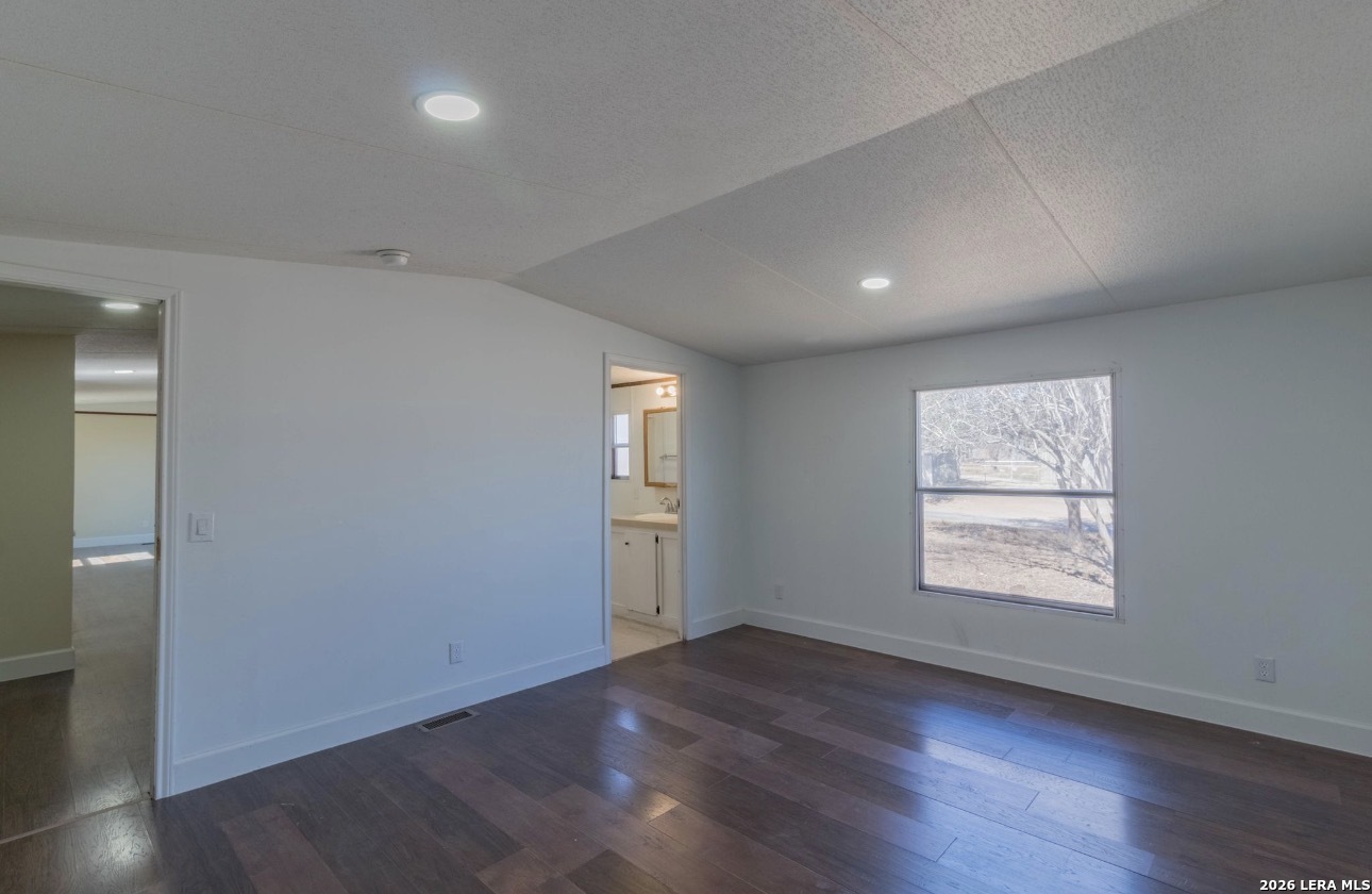 607 Jackson Street Pleasanton TX 78064