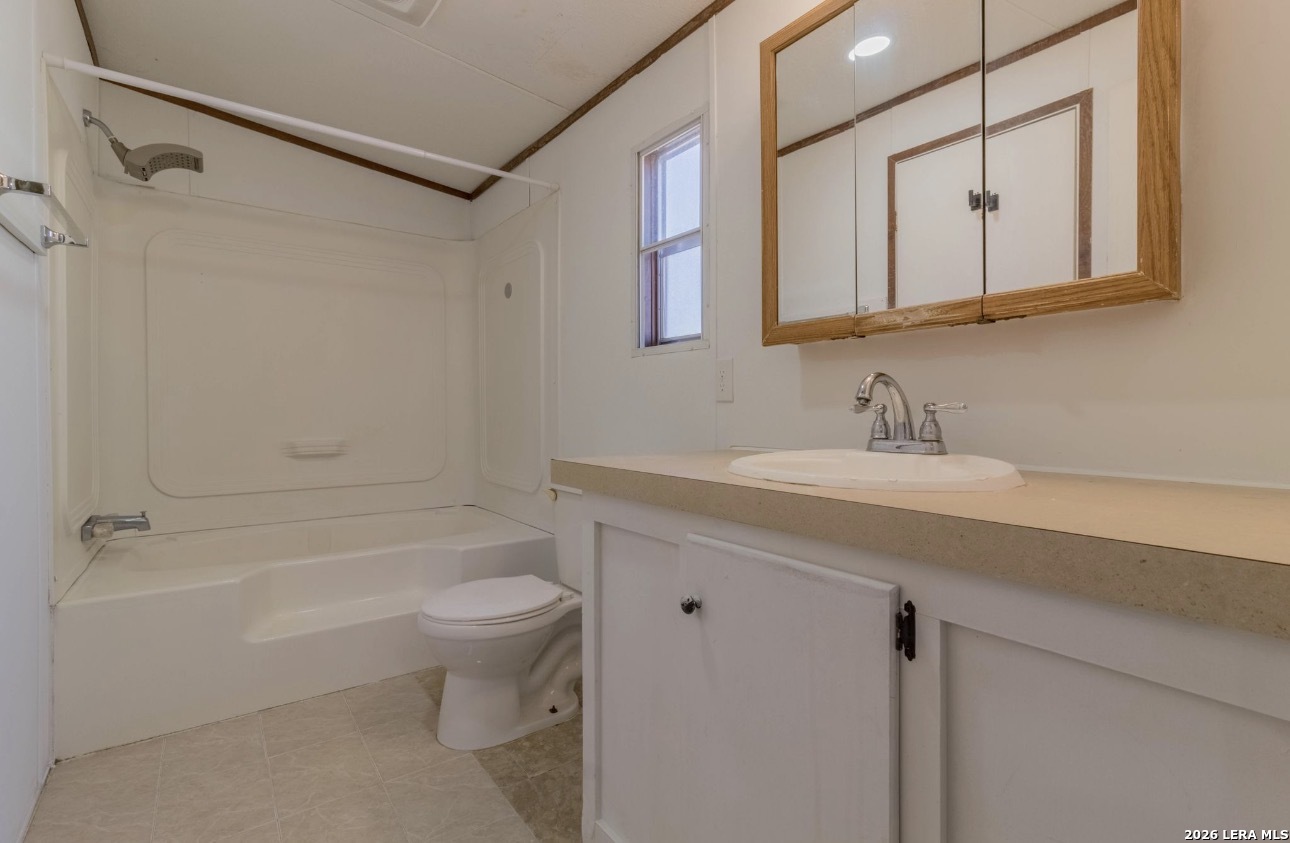 607 Jackson Street Pleasanton TX 78064