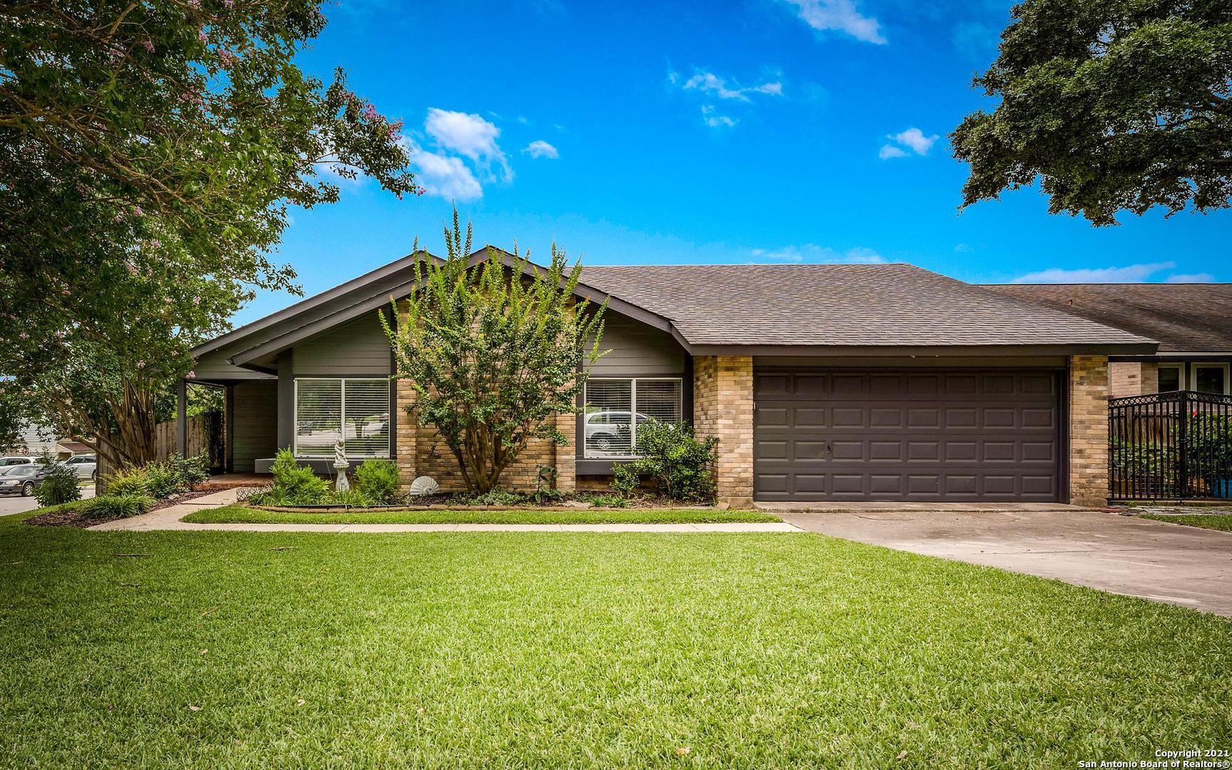 16215 Pinetree Bluff San Antonio TX 78247