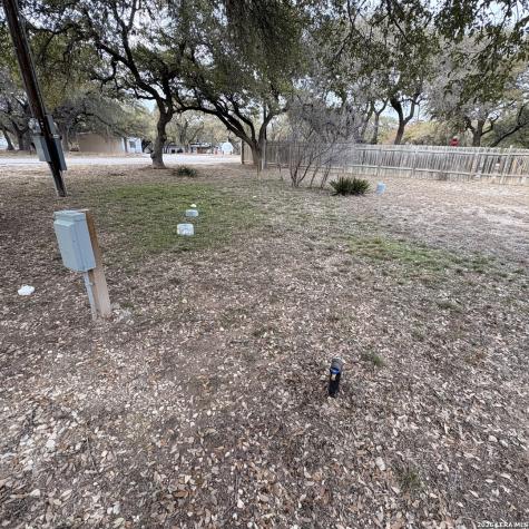 138 Lakeshore Drive S Bandera TX 78003