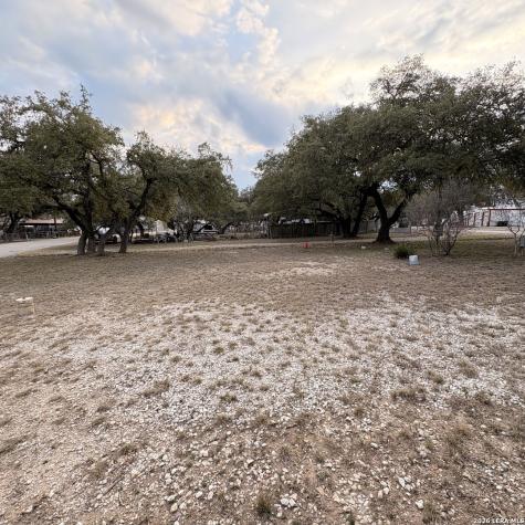 138 Lakeshore Drive S Bandera TX 78003