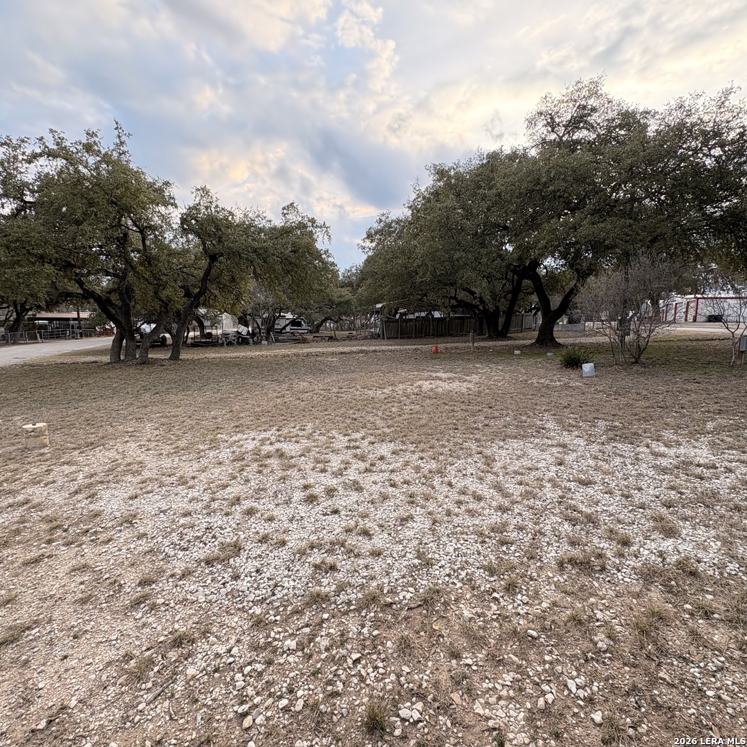 138 Lakeshore Drive S Bandera TX 78003