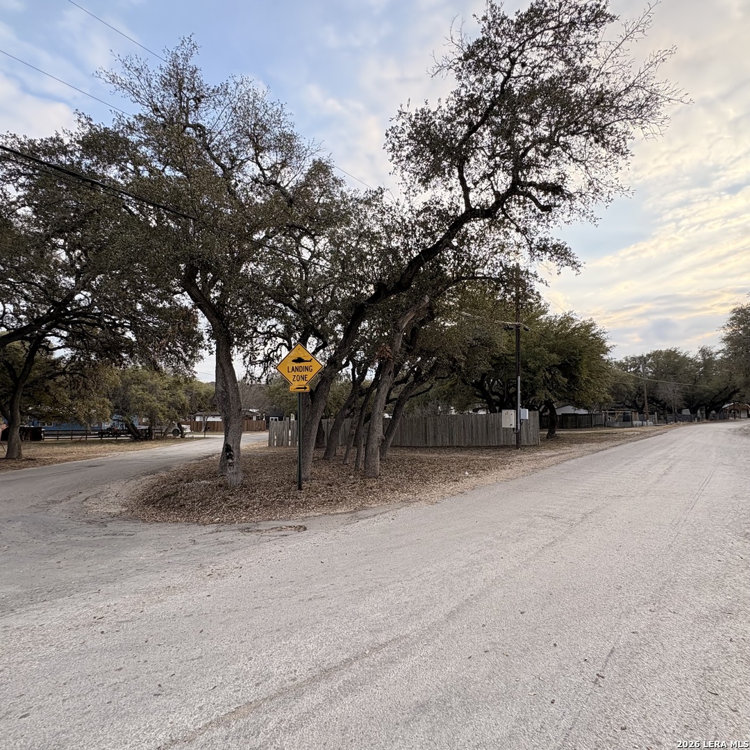 138 Lakeshore Drive S Bandera TX 78003