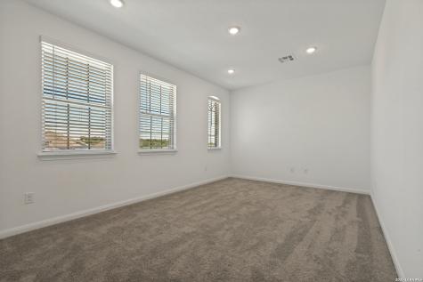 2611 Tortuga Verde San Antonio TX 78245