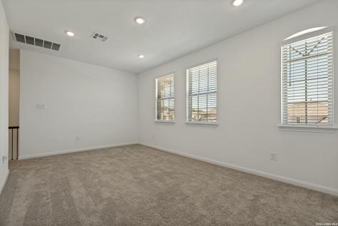 2611 Tortuga Verde San Antonio TX 78245