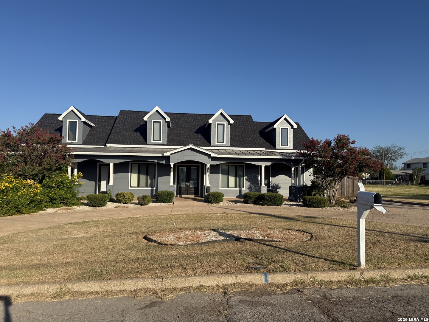 200 S 16th Street Carrizo Springs TX 78834