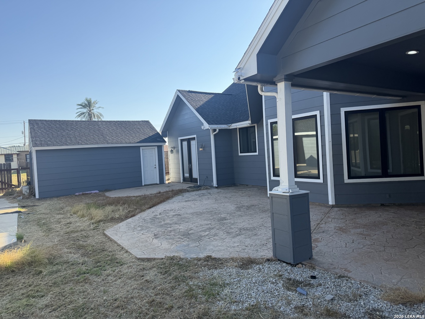 200 S 16th Street Carrizo Springs TX 78834