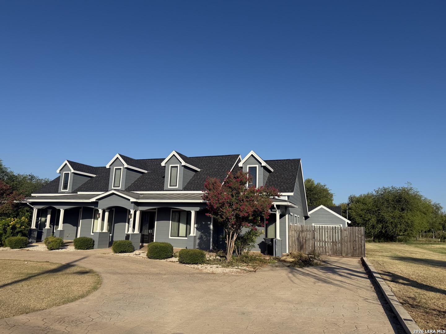 200 S 16th Street Carrizo Springs TX 78834
