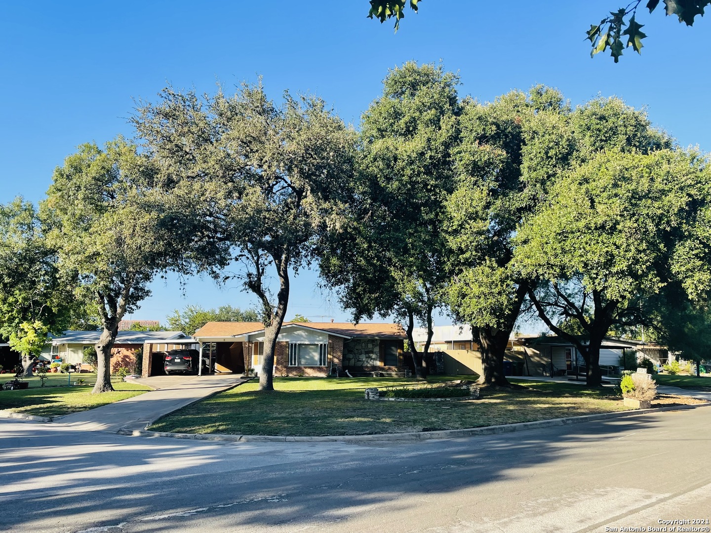 303 Colebrook Drive San Antonio TX 78228