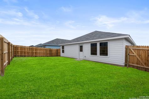 1854 Stonechat New Braunfels TX 78130