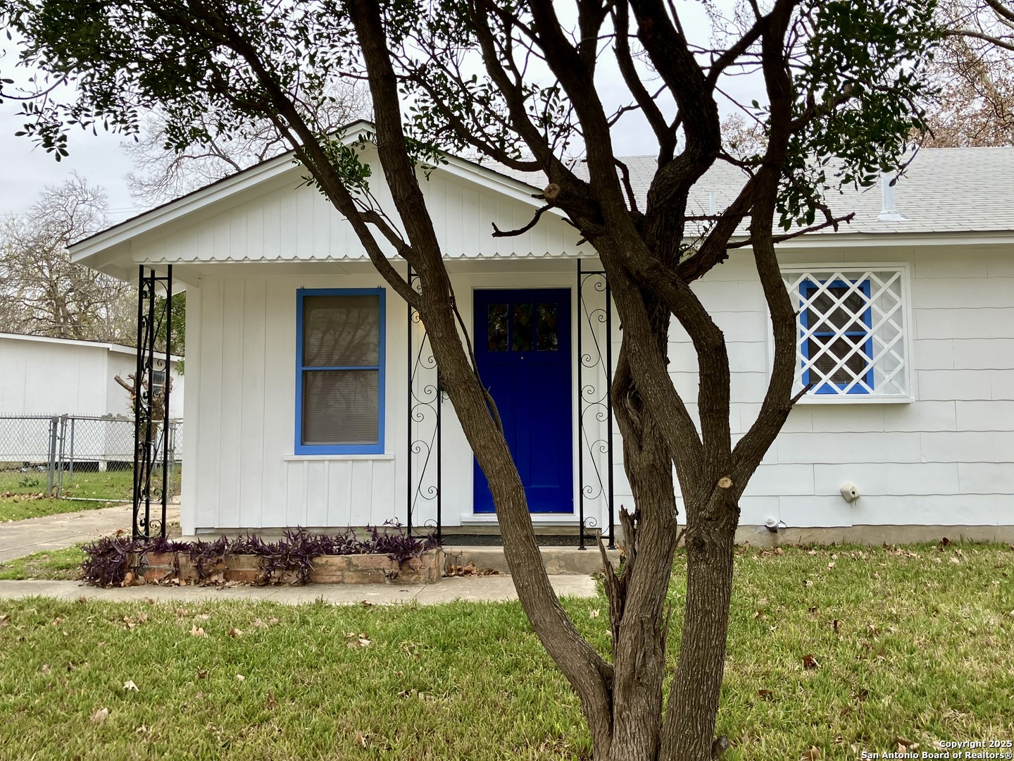 143 Mcdougal Avenue San Antonio TX 78223