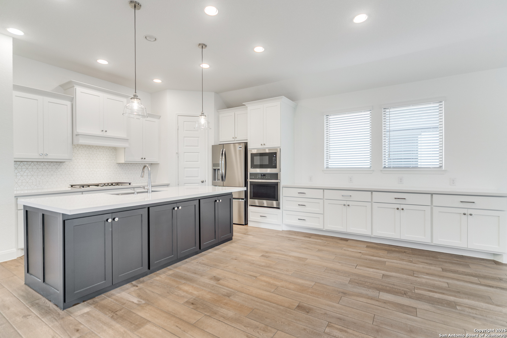 335 Alpine Lakes New Braunfels TX 78130