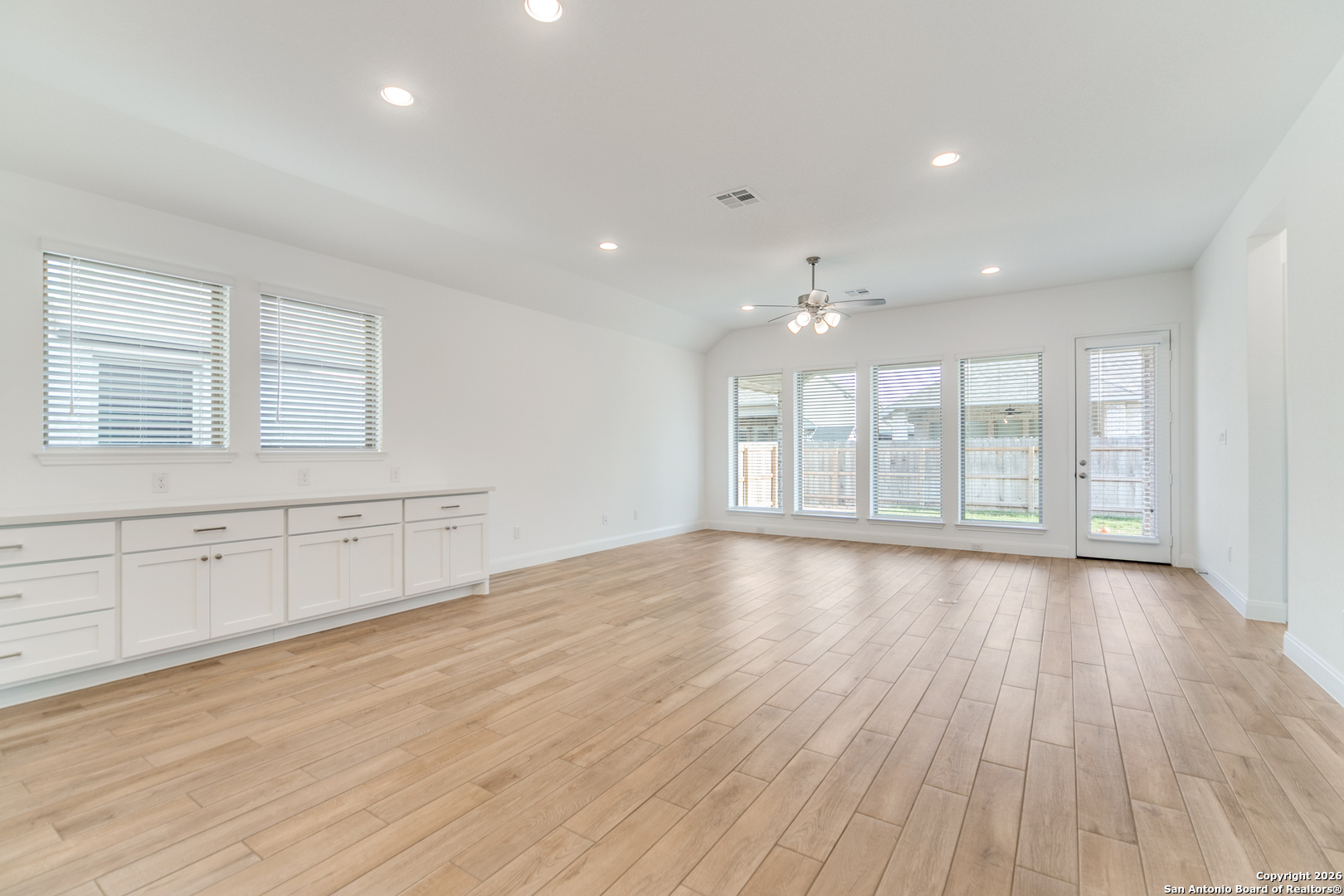 335 Alpine Lakes New Braunfels TX 78130
