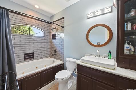 23232 Winter Oaks San Antonio TX 78260