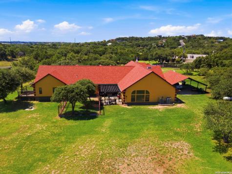 23232 Winter Oaks San Antonio TX 78260