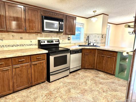 286 Valley View Canyon Lake TX 78133