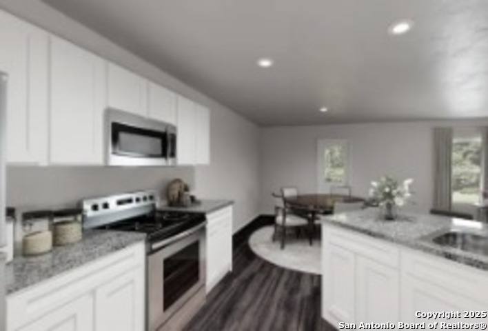 705 Mariposa Lane Kenedy TX 78119