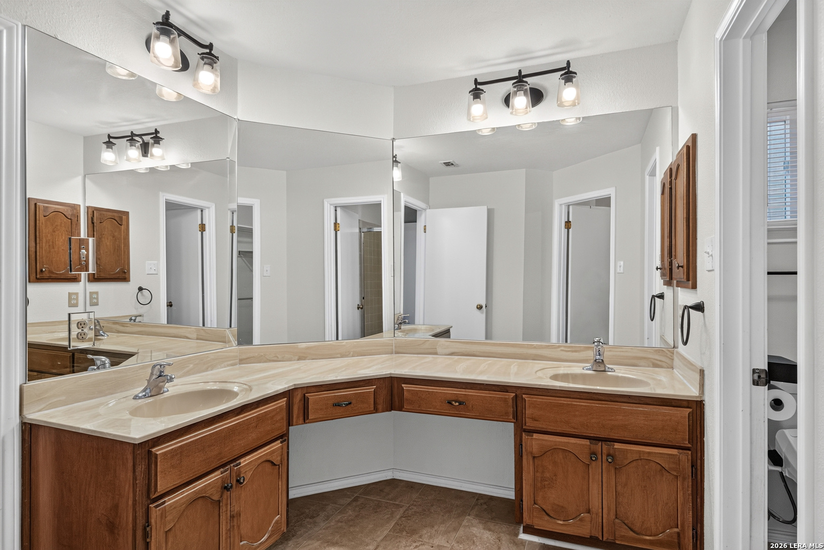 2119 Oak Ranch San Antonio TX 78259