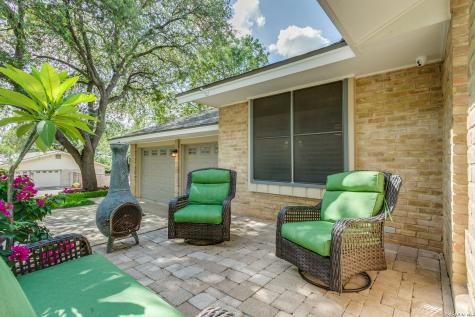 6003 Wildwind Windcrest TX 78239