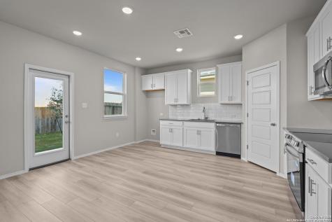 2543 Dry Moss Way San Antonio TX 78224