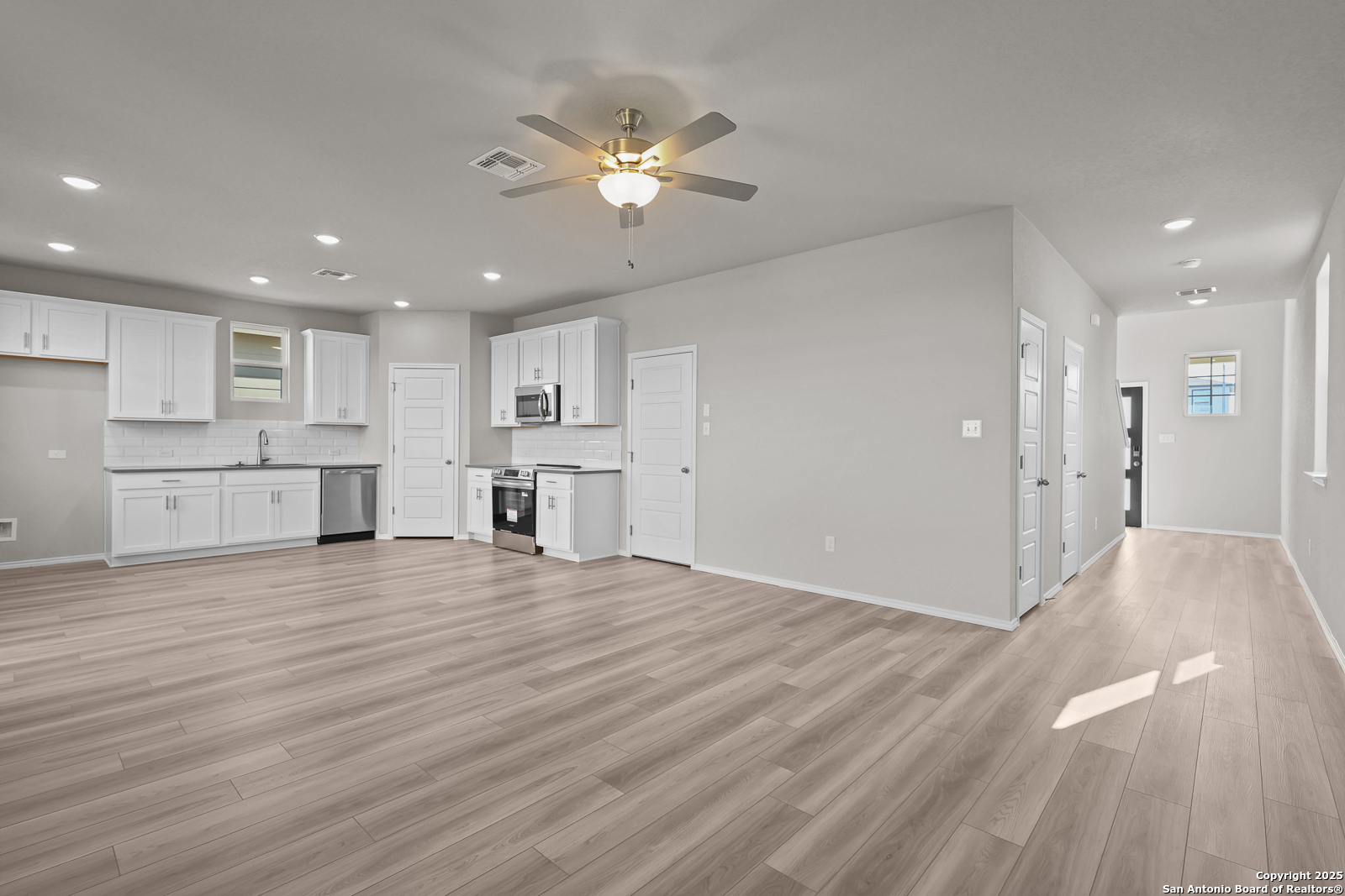 2543 Dry Moss Way San Antonio TX 78224