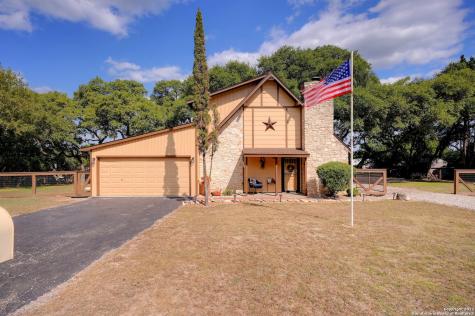 1154 Dawnridge Drive Canyon Lake TX 78133