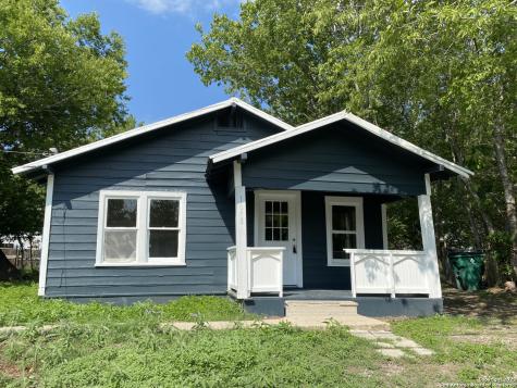 1618 Starcke Street Seguin TX 78155