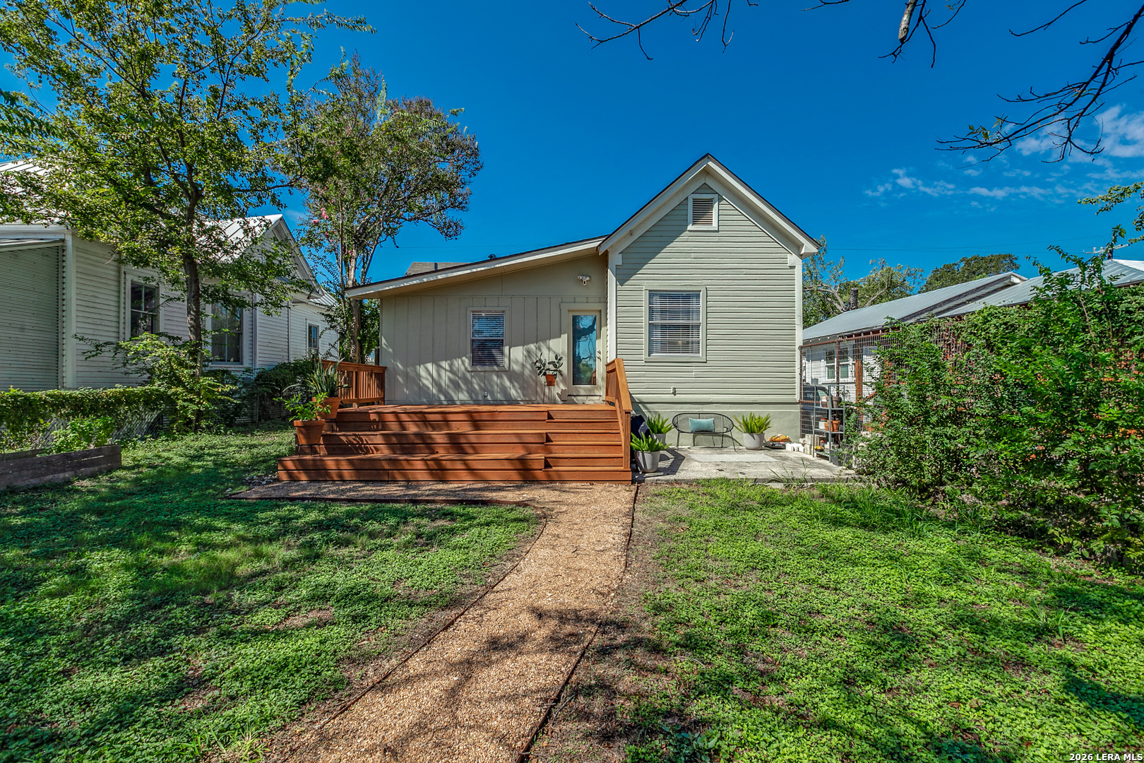 904 N Pine Street San Antonio TX 78202