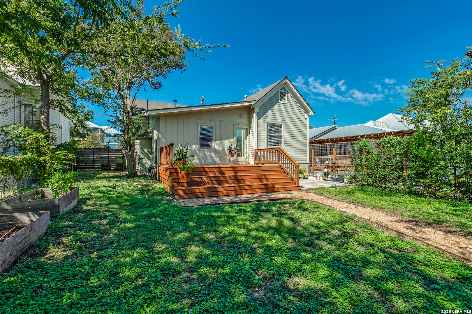 904 N Pine Street San Antonio TX 78202