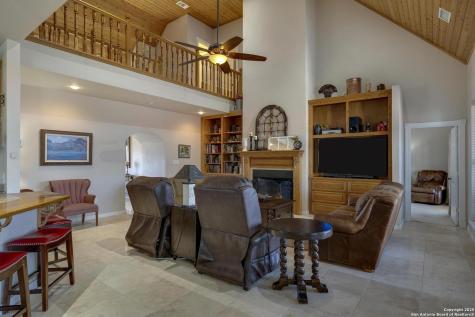 231 Stoney Brook Kerrville TX 78028