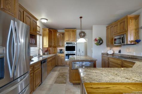 231 Stoney Brook Kerrville TX 78028
