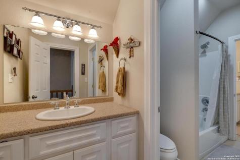 231 Stoney Brook Kerrville TX 78028