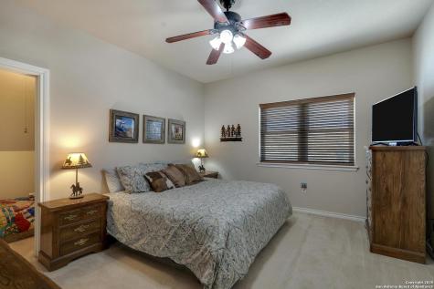 231 Stoney Brook Kerrville TX 78028