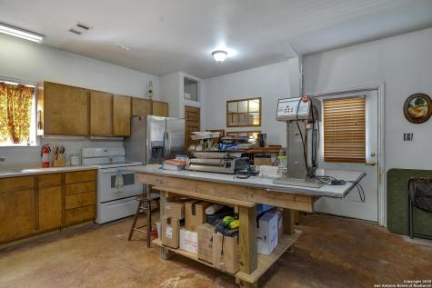 231 Stoney Brook Kerrville TX 78028