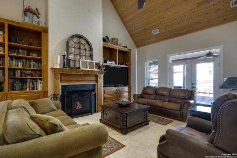 231 Stoney Brook Kerrville TX 78028