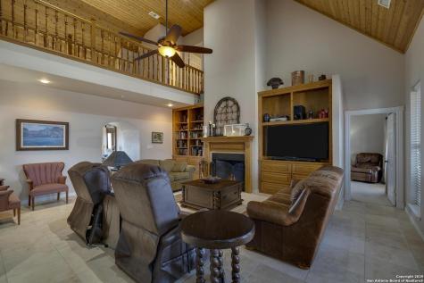 231 Stoney Brook Kerrville TX 78028