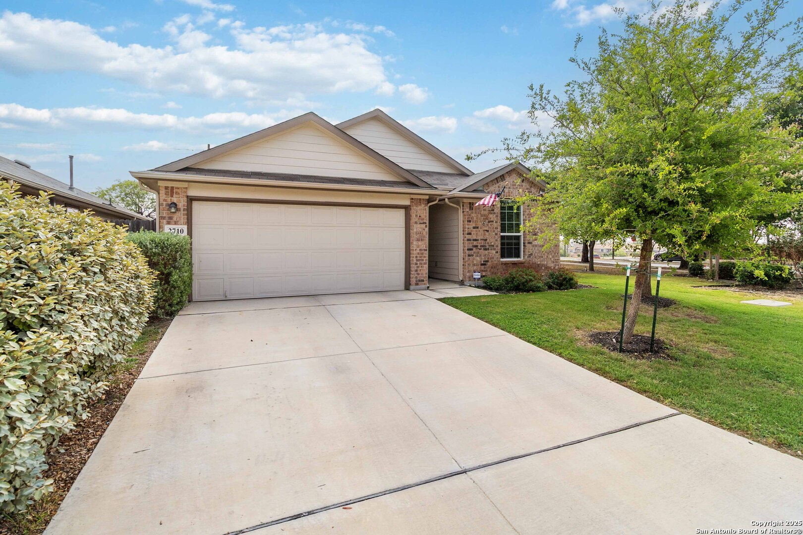 2710 Green Leaf Way San Antonio TX 78244