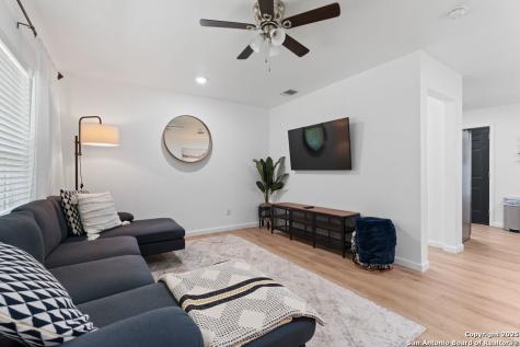 338 Tomrob Drive San Antonio TX 78220
