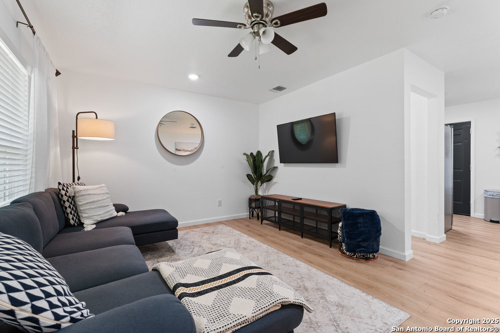 338 Tomrob Drive San Antonio TX 78220