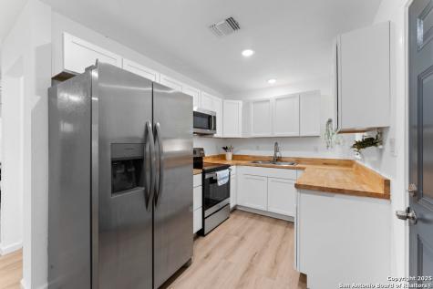 338 Tomrob Drive San Antonio TX 78220